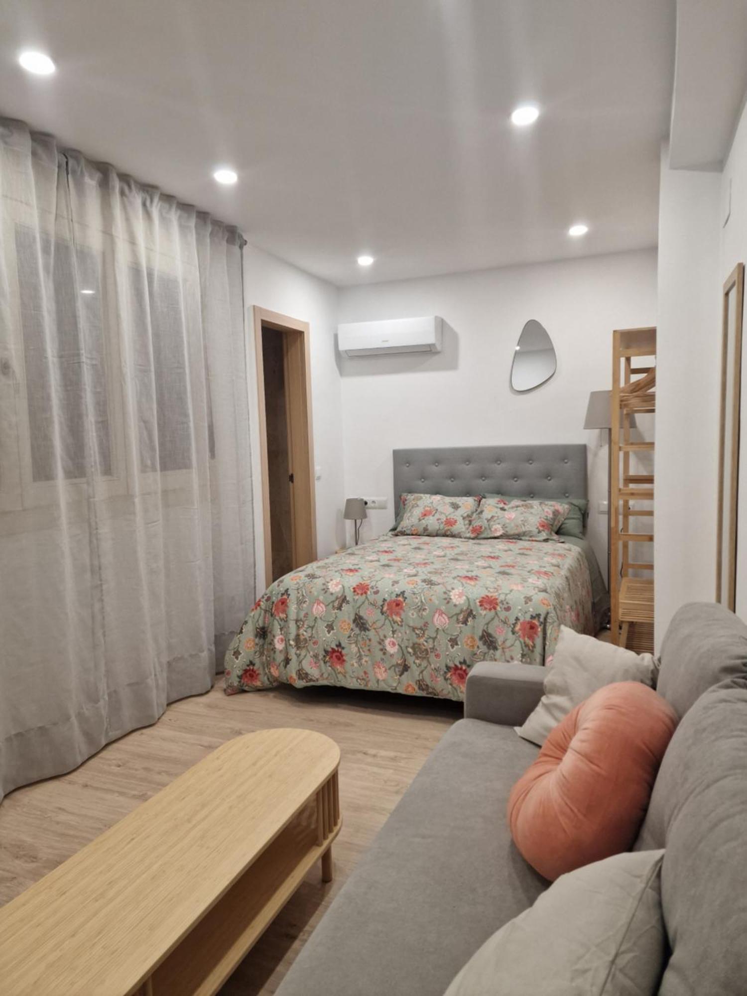 Apartmentsnoa Малага Екстериор снимка