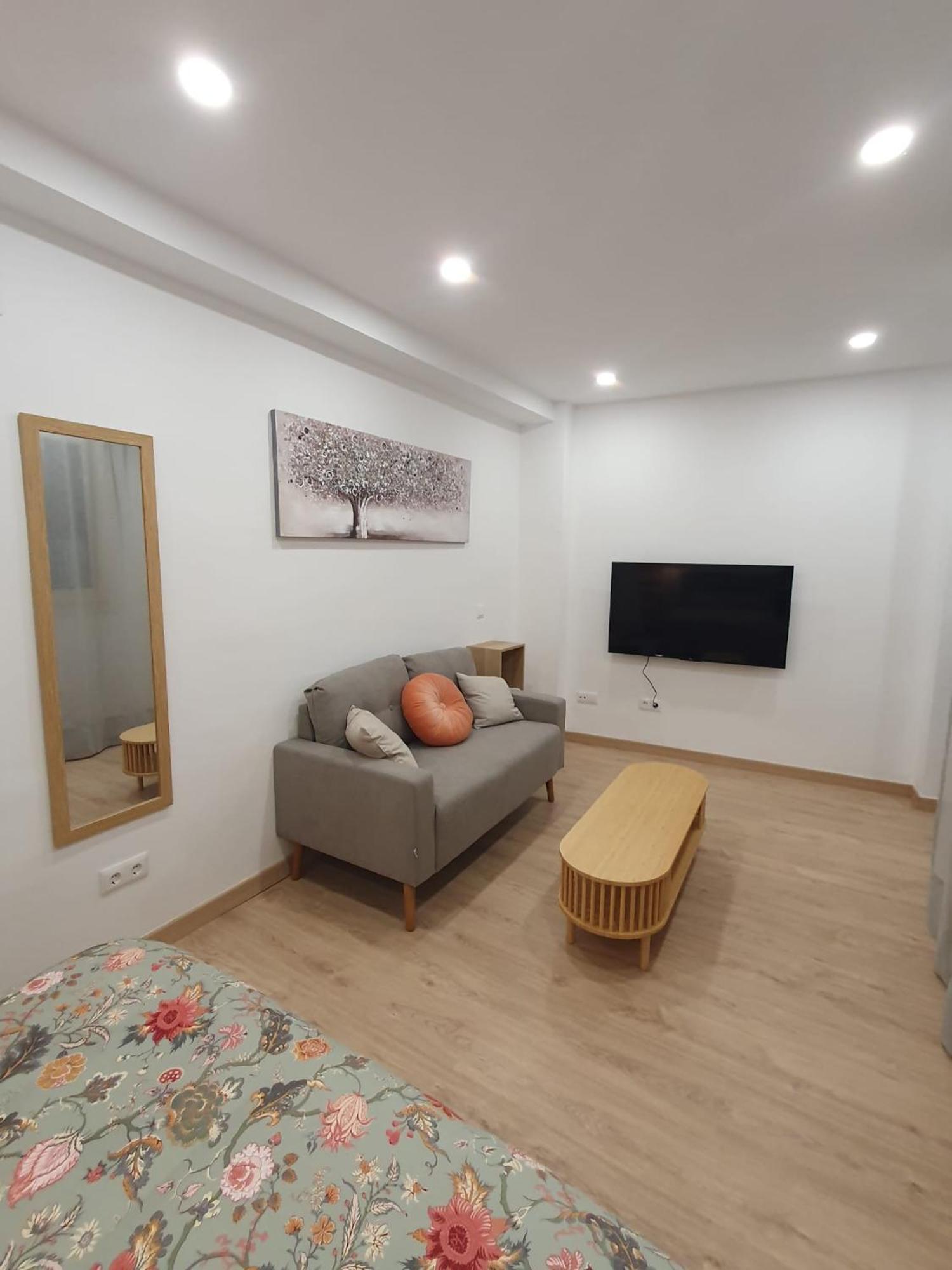 Apartmentsnoa Малага Екстериор снимка